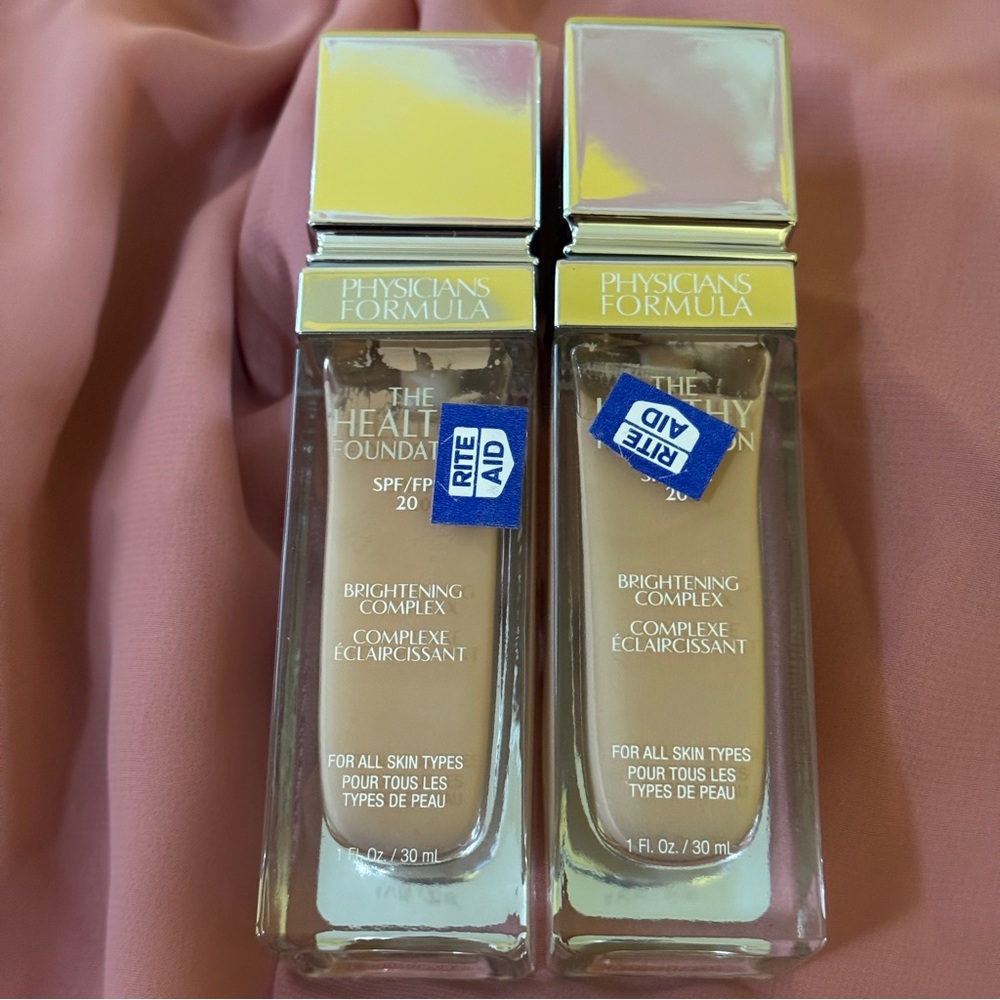 New Set‎ of Two Physicians Formula The Healthy Foundation SPF 20 LW2